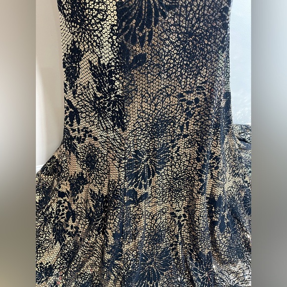 NWT Prom Victoria’s Sequins Rhinestones Black/Gold Gown Dress Women’s Size 6 - Picture 4 of 16